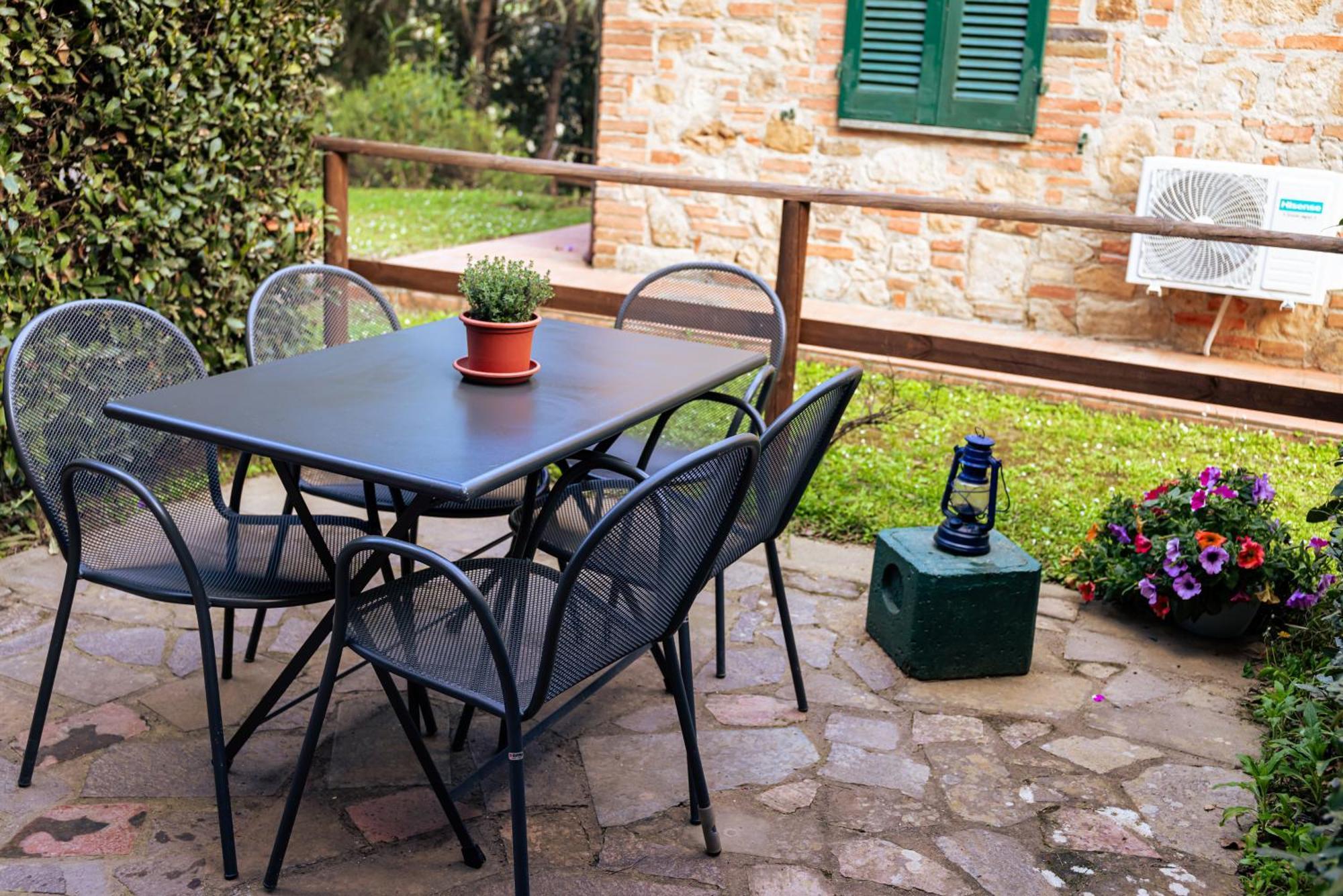 몬타이오네 Borgo Il Poggio Agritourismo 빌라 외부 사진